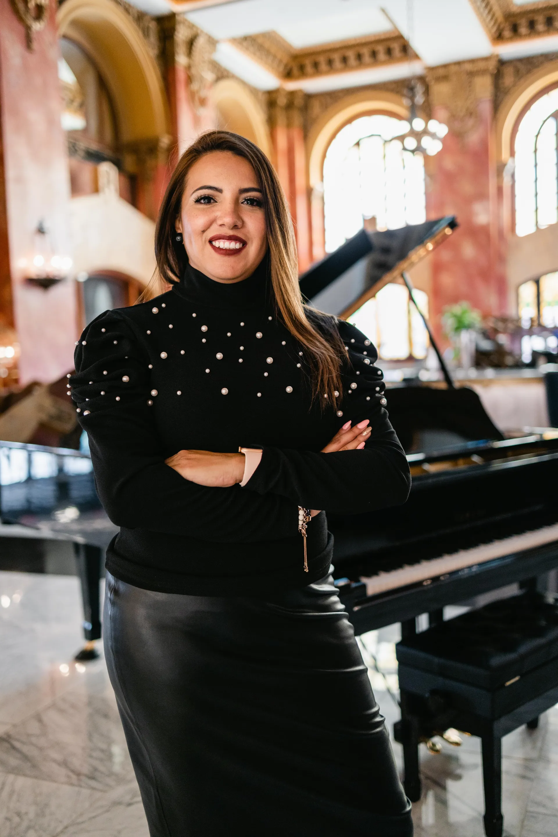 Nayeli Meza, Rose Gold Group